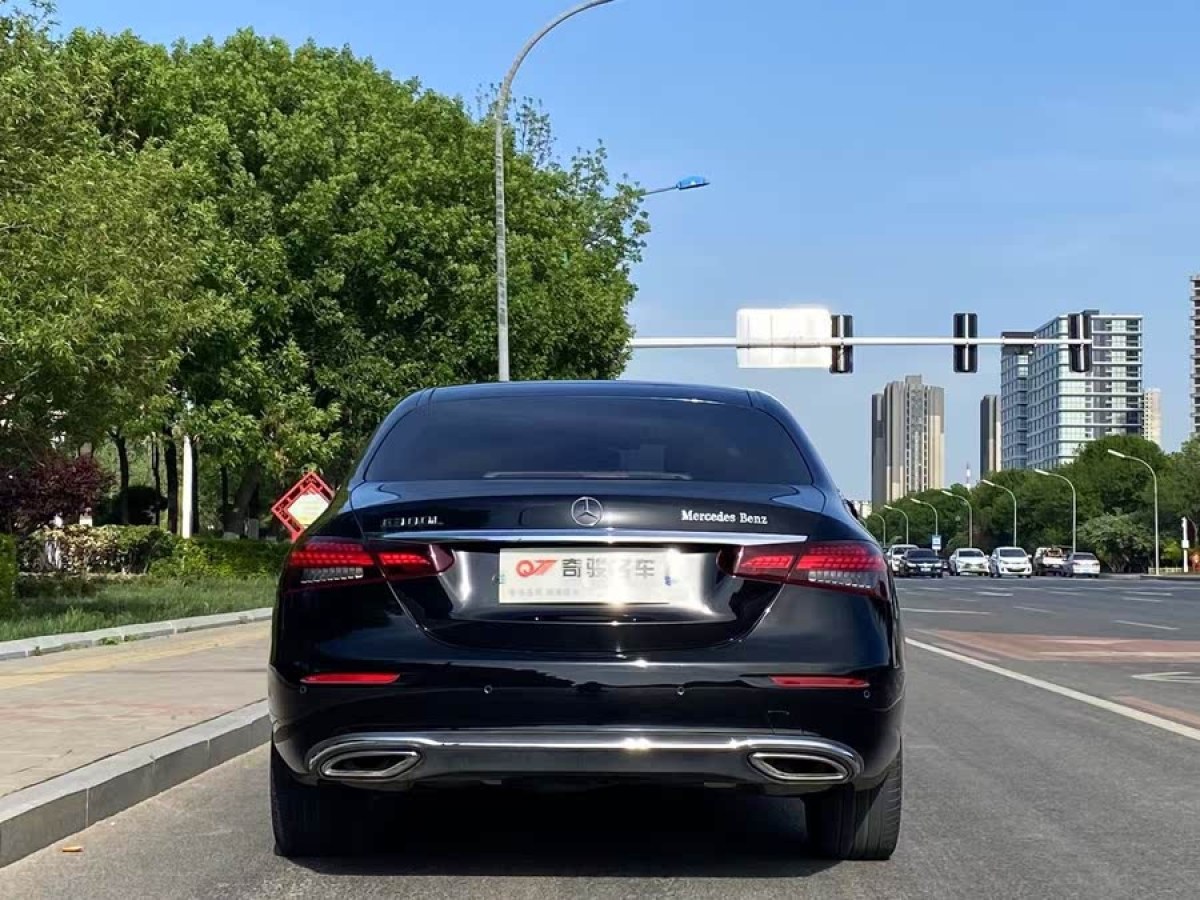 奔馳 奔馳E級(jí)  2022款 改款 E 300 L 時(shí)尚型圖片
