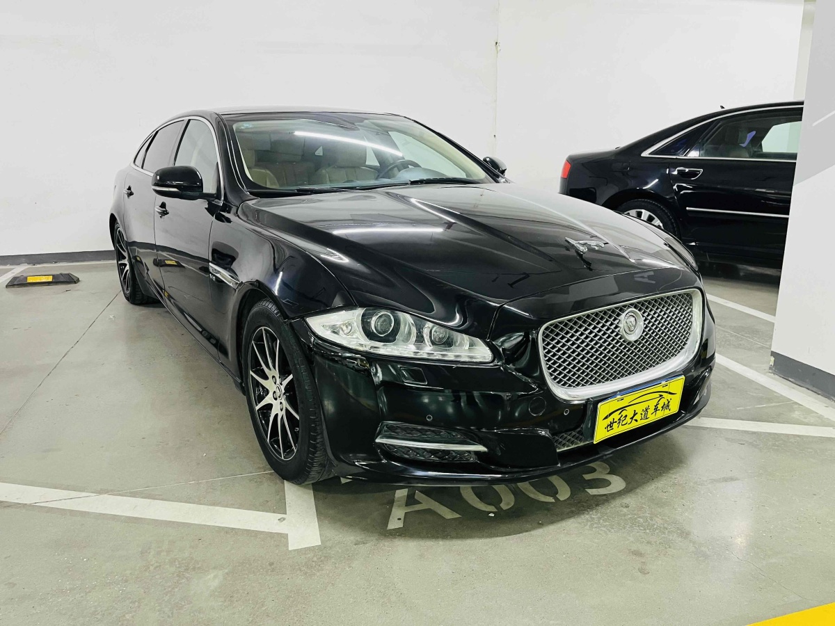 捷豹 XJ  2013款 XJL 3.0 SC 全景商務(wù)版圖片