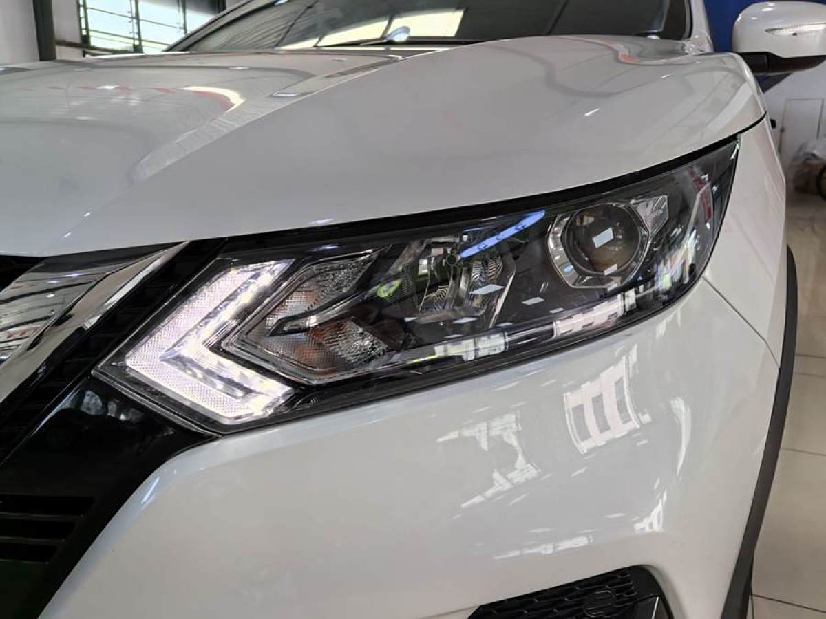 日產(chǎn) 逍客  2019款  2.0L CVT智享版圖片