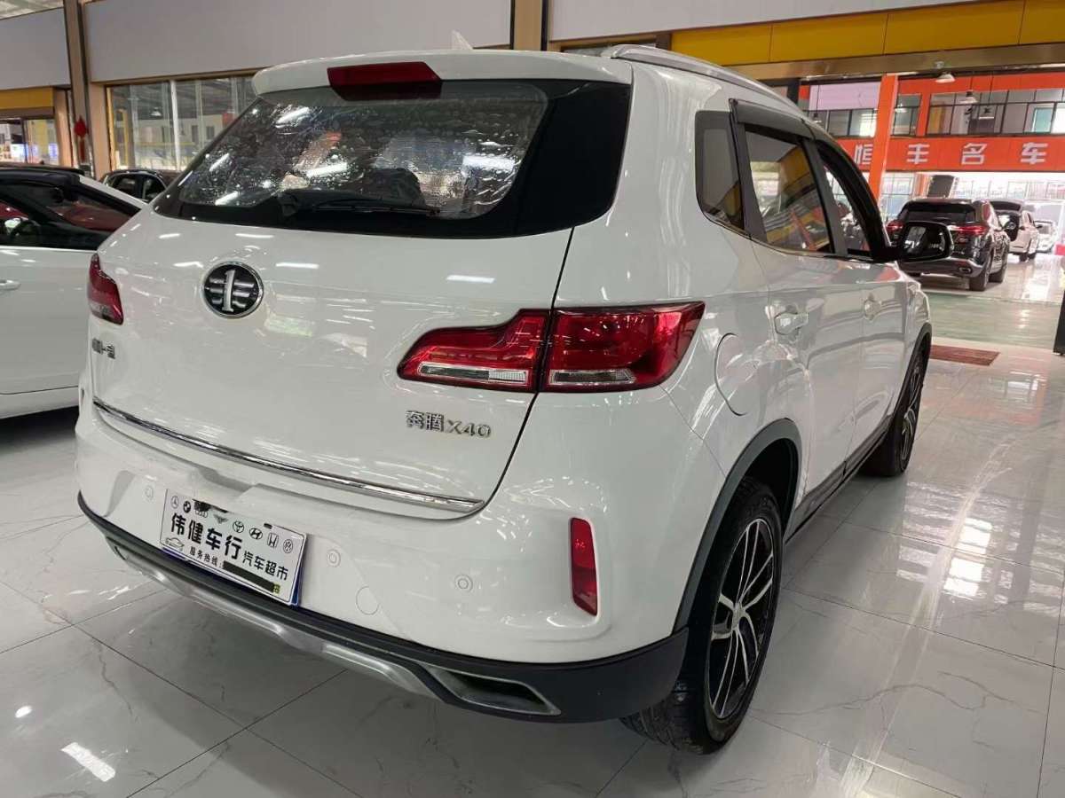 奔騰 X40  2017款 1.6L 自動豪華型圖片