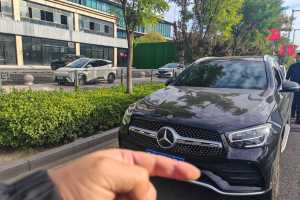 奔驰GLC 奔驰 GLC 300 L 4MATIC 动感型