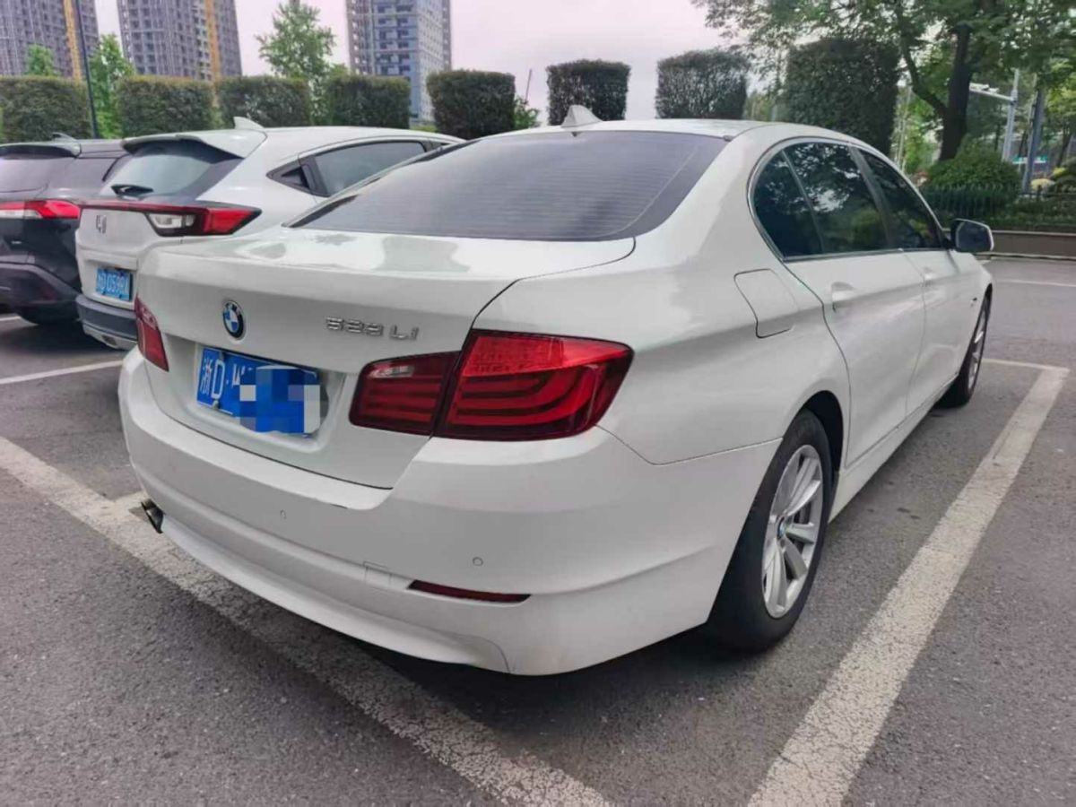 寶馬 寶馬5系  2011款 550i 4.8T V8后驅(qū)版圖片