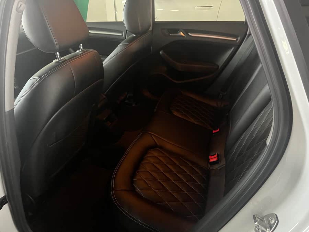 奧迪 奧迪A3  2019款 Sportback 35 TFSI 進(jìn)取型 國V圖片