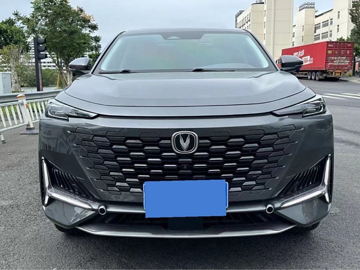 長(zhǎng)安 長(zhǎng)安UNI-K  2021款 2.0T 尊貴型圖片