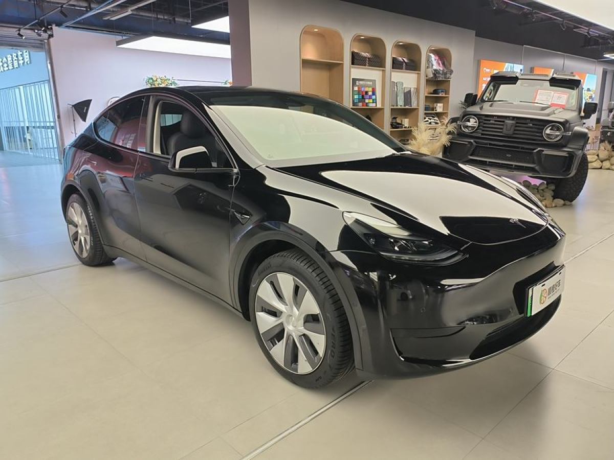 特斯拉 Model Y  2022款 改款 后輪驅(qū)動版圖片