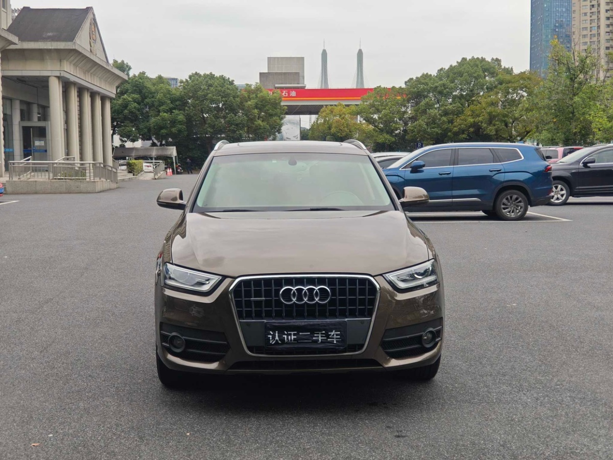 奧迪 奧迪Q3  2015款 35 TFSI quattro 技術(shù)型圖片