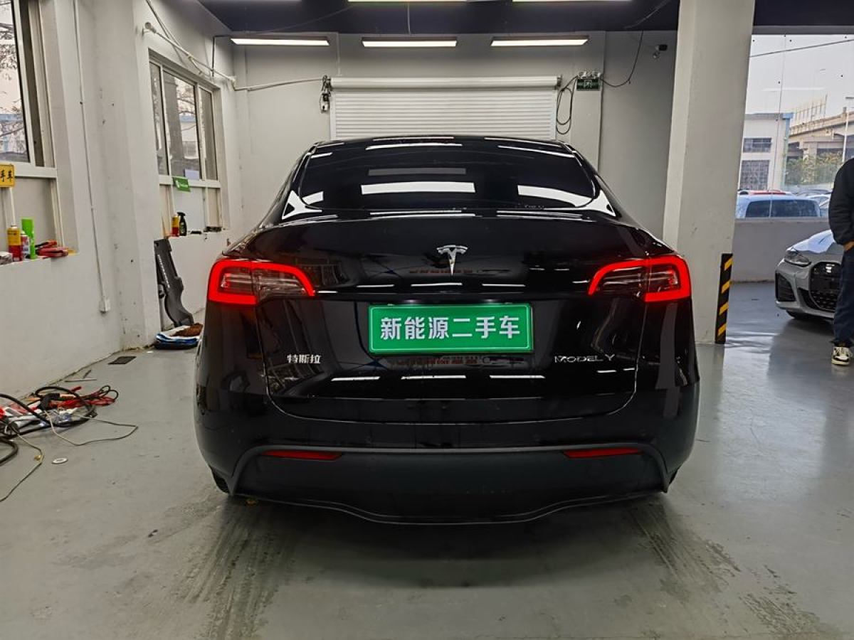 特斯拉 Model 3  2023款 煥新版 后輪驅(qū)動(dòng)圖片