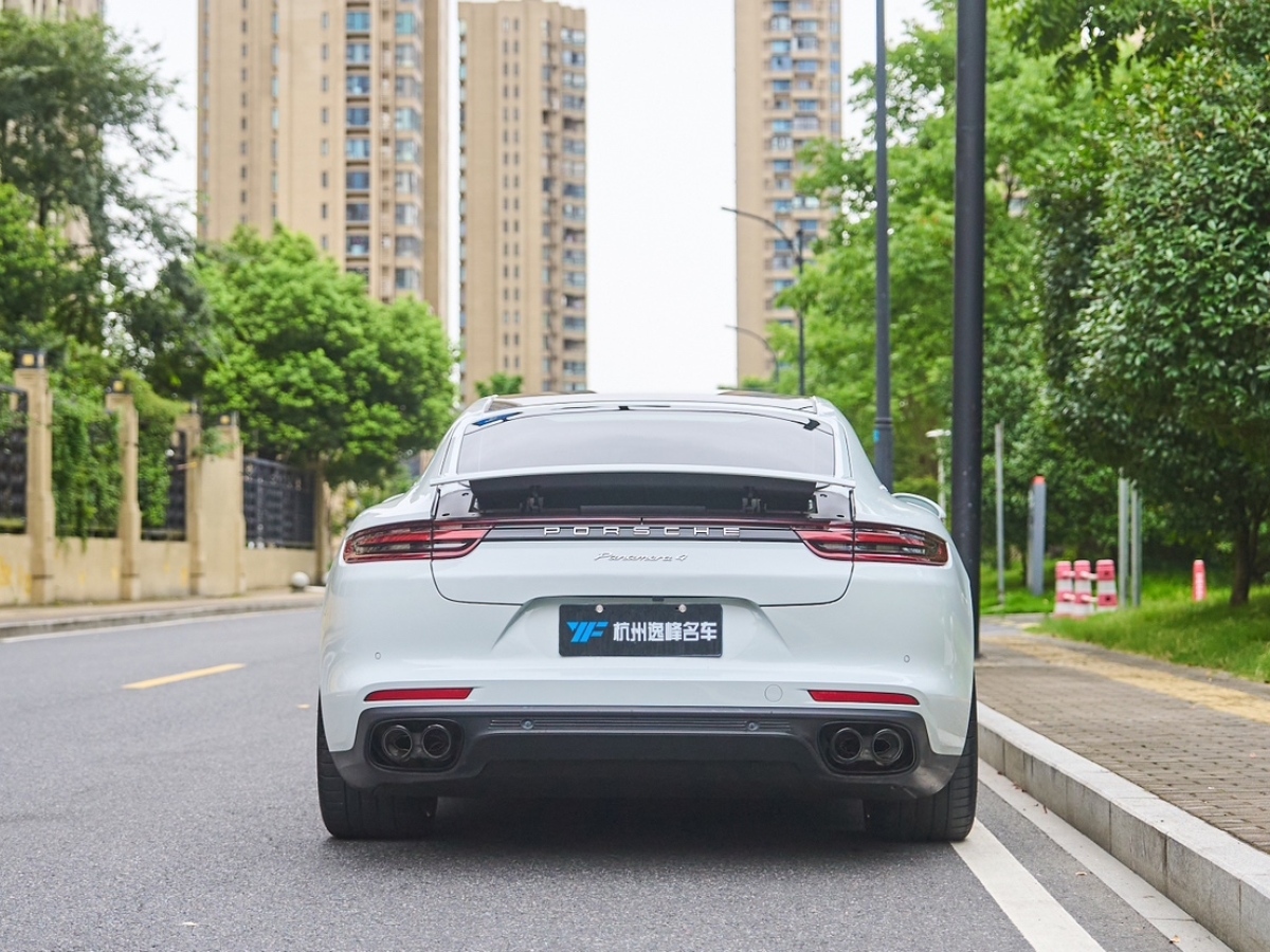 保時(shí)捷 Panamera  2019款 Panamera 4 行政加長(zhǎng)版 2.9T圖片