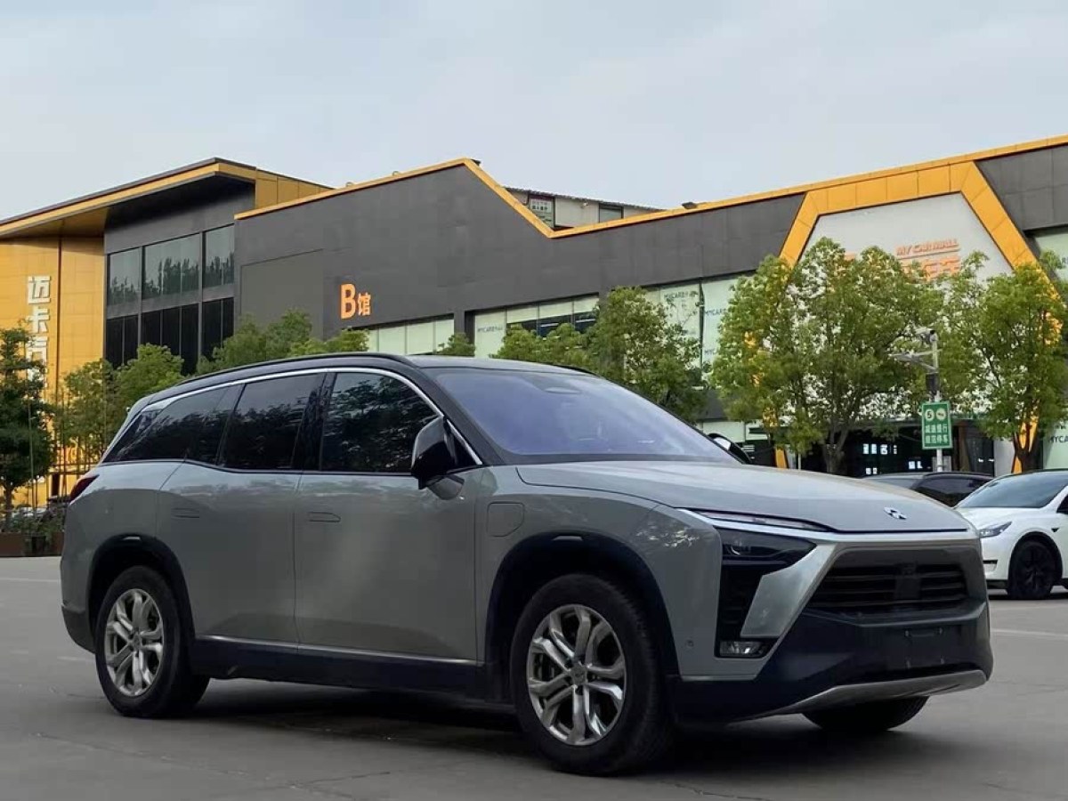 蔚來(lái) ES8  2022款 75kWh 六座版圖片