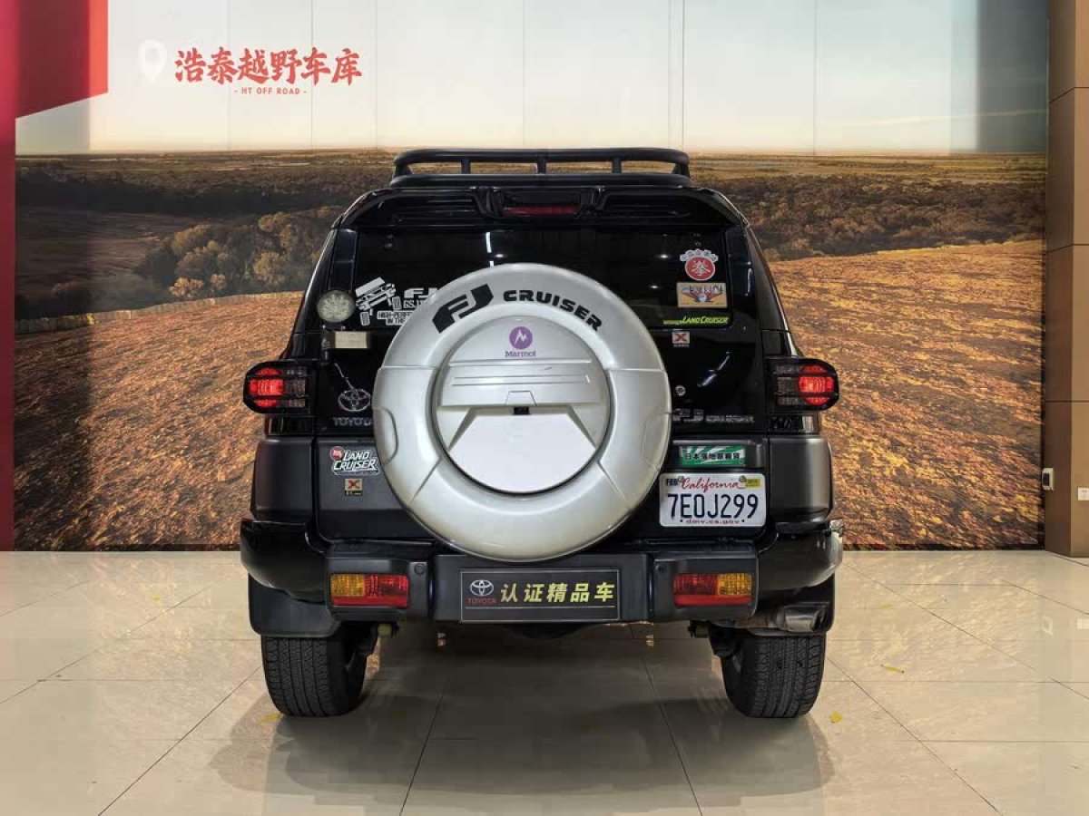 豐田 FJ 酷路澤  2011款 4.0L圖片