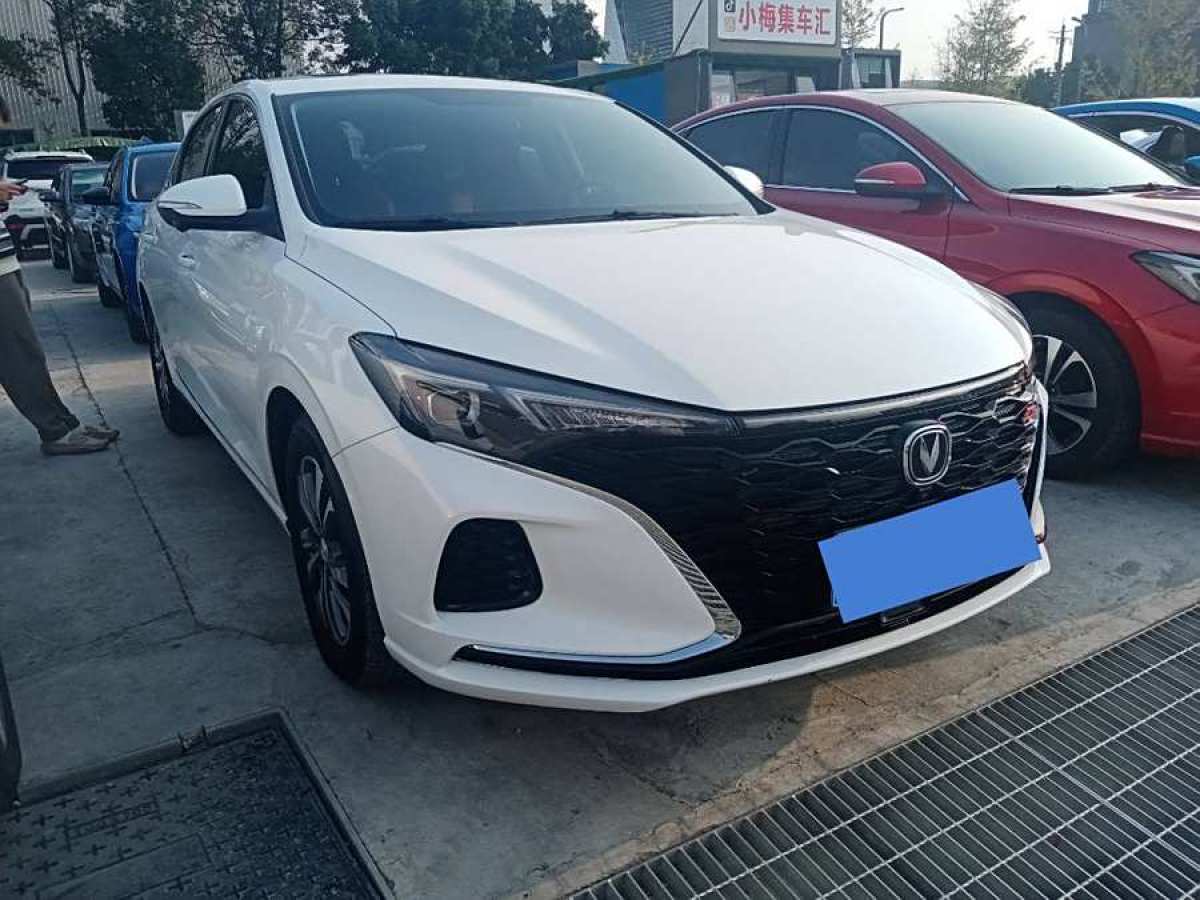 長(zhǎng)安 逸動(dòng)  2021款 PLUS 藍(lán)鯨NE 1.4T GDI DCT尊貴型圖片