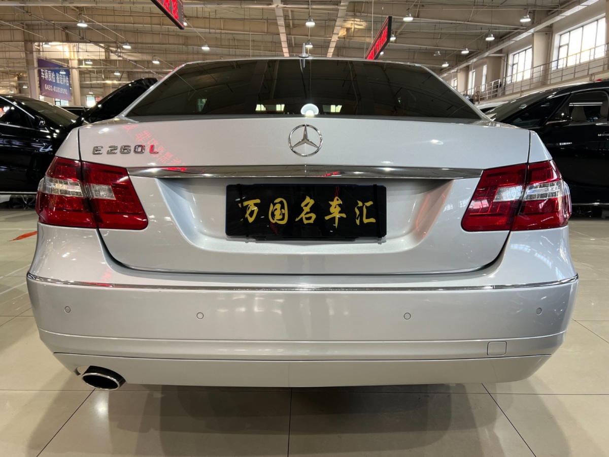 奔馳 奔馳E級  2013款 E 260 L CGI優(yōu)雅型圖片