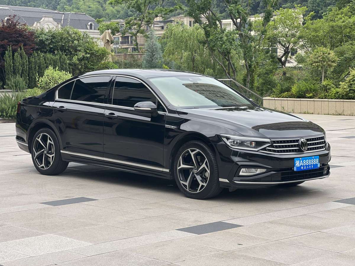 大眾 邁騰  2023款 200萬輛紀念版 330TSI DSG豪華型圖片
