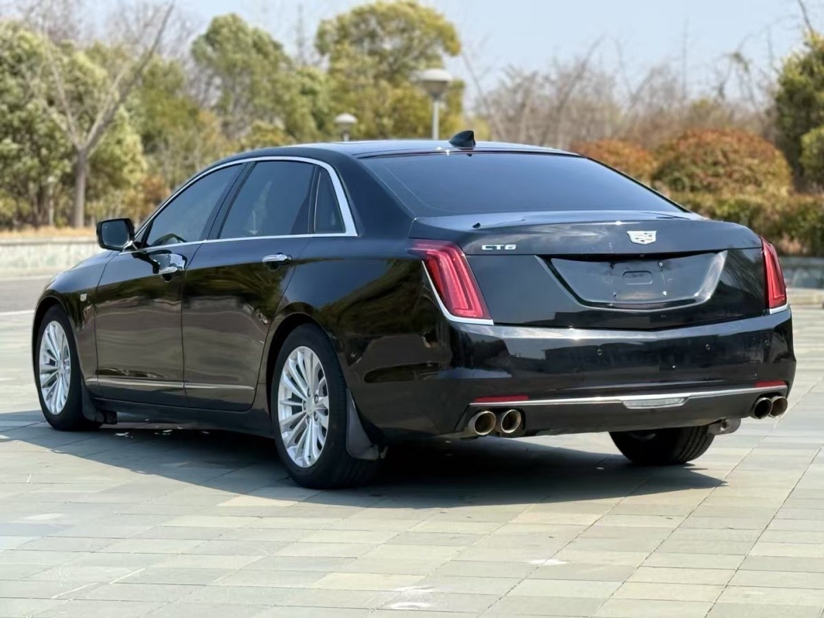 凱迪拉克 CT6  2019款 28T 豪華型圖片