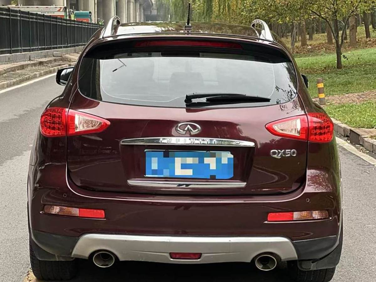 英菲尼迪 QX50  2015款 2.5L 豪華版圖片