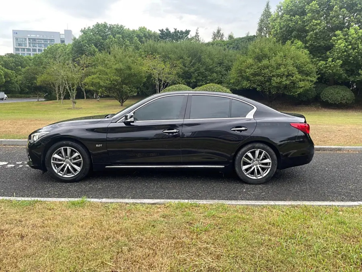 英菲尼迪 Q50L  2016款 2.0T 悅享版圖片