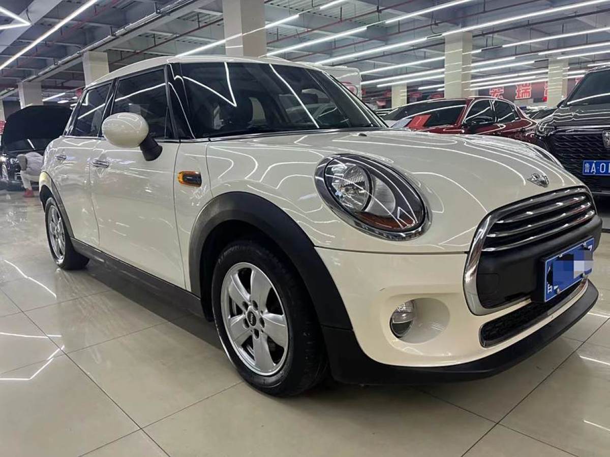 MINI MINI  2015款 1.2T ONE 五門版圖片