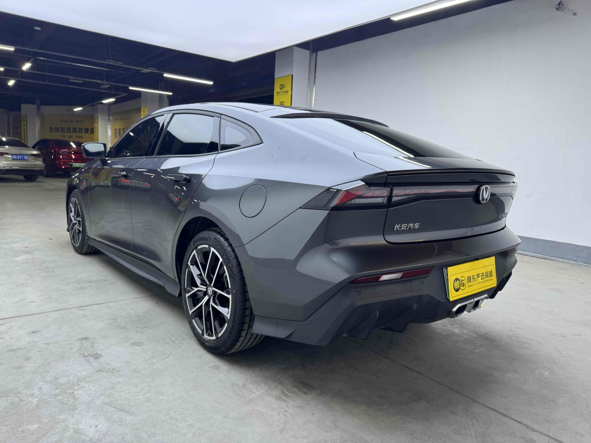長安 長安UNI-V 智電iDD  2024款 藍(lán)鯨智電iDD 136km 智酷型圖片