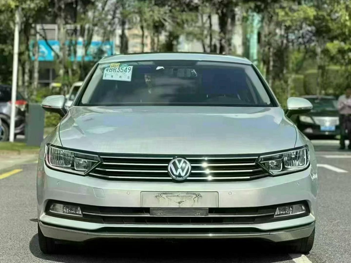 大眾 邁騰  2017款 280TSI DSG 領(lǐng)先型圖片