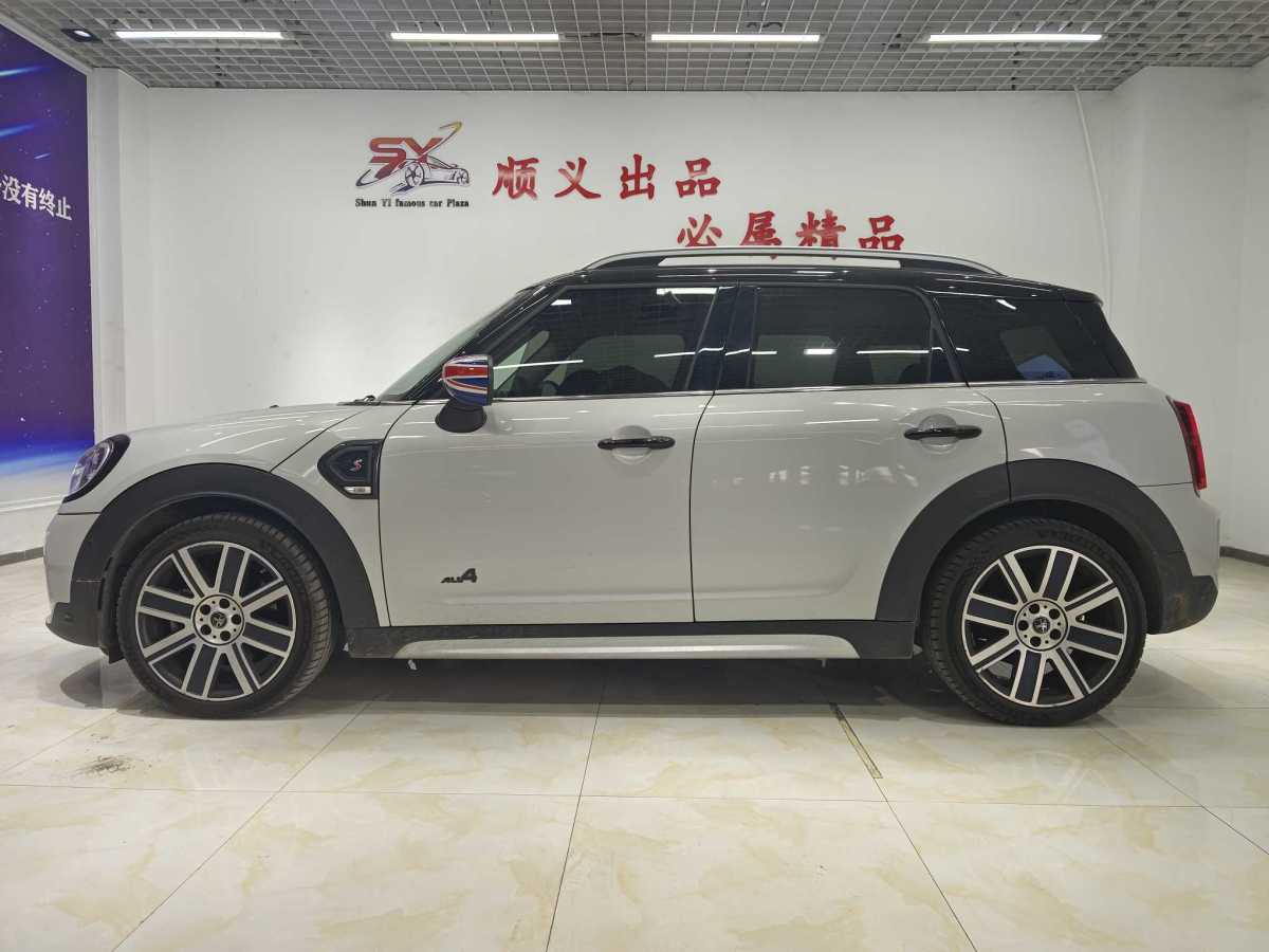 MINI COUNTRYMAN  2023款 改款 2.0T COOPER S ALL4 鑒賞家圖片