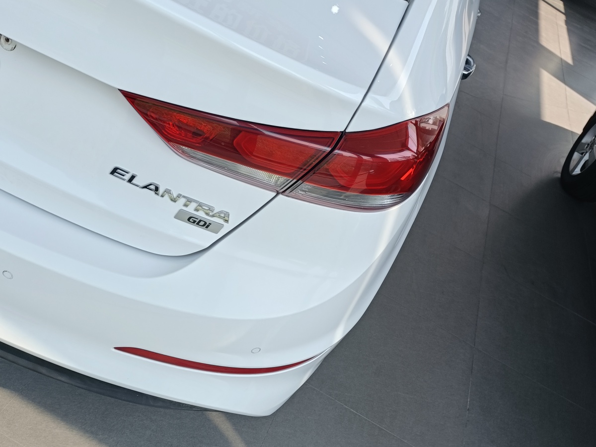 現(xiàn)代 領(lǐng)動  2016款 1.6L 自動智炫?精英型圖片