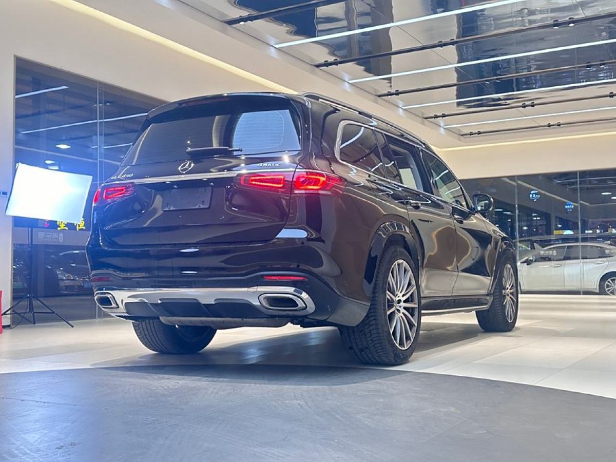 奔馳 奔馳GLS  2022款 改款二 GLS 450 4MATIC 豪華型圖片