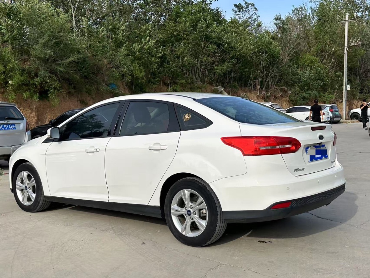 福特 ?？怂? 2017款 三廂 1.6L 手動舒適型智行版圖片