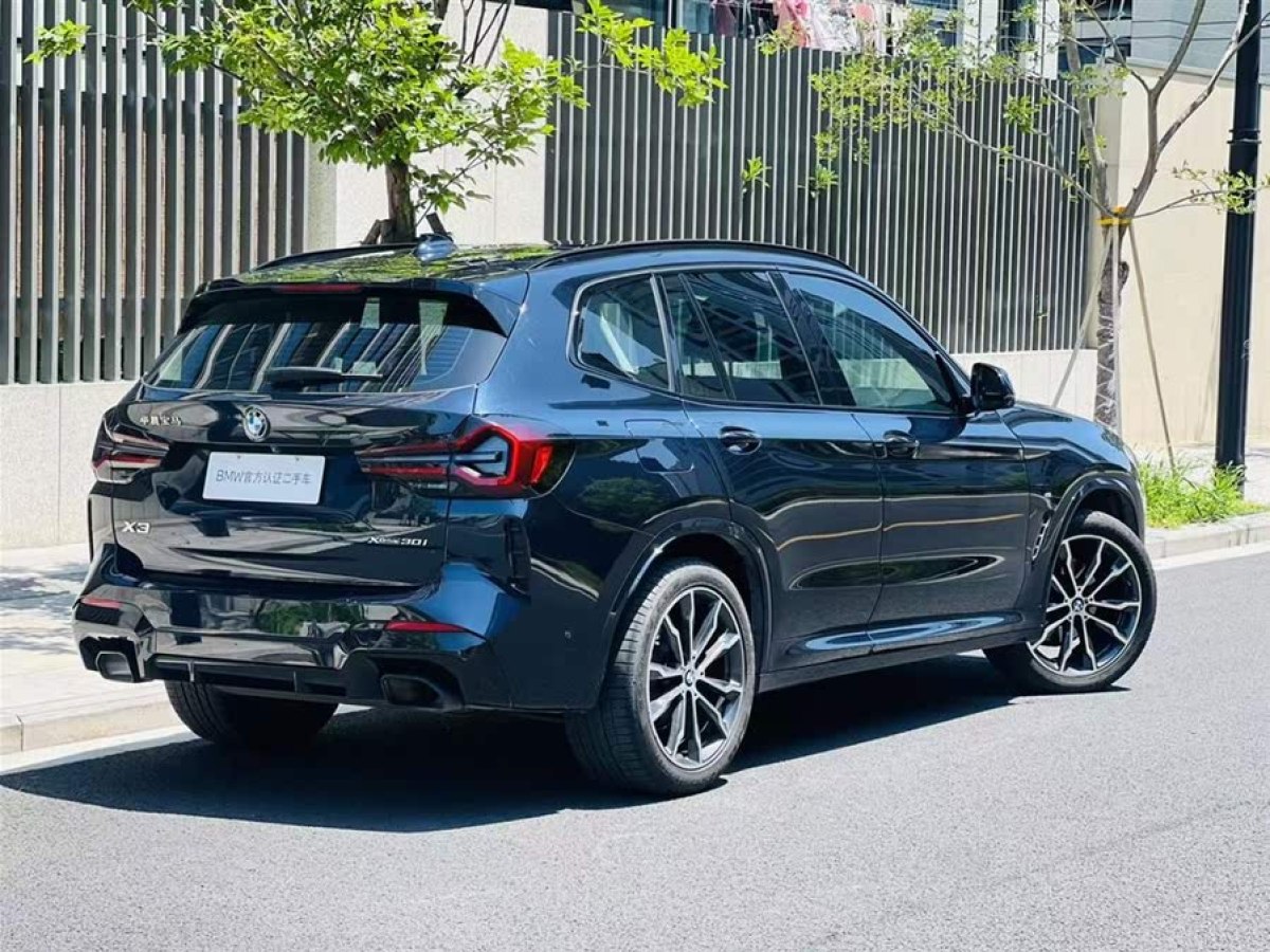 寶馬 寶馬X3  2022款 改款 xDrive30i 領(lǐng)先型 M曜夜套裝圖片