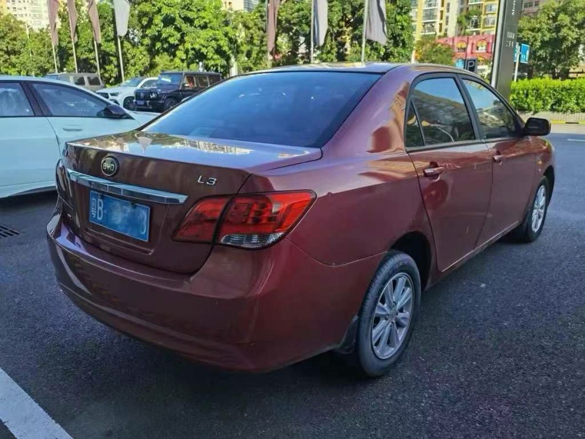 比亞迪 L3  2013款 1.5L 自動尊貴型圖片