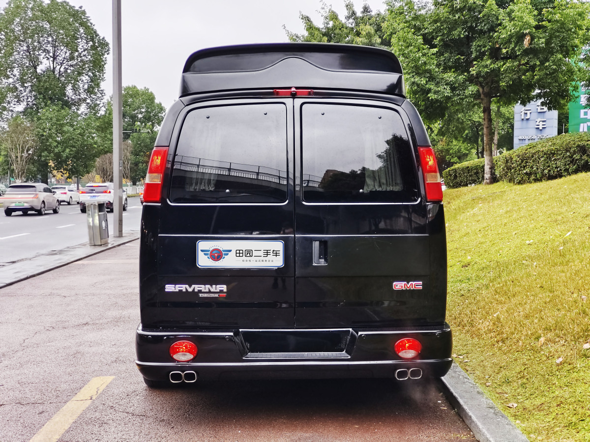 GMC SAVANA  2014款 5.3L 四驅(qū)領(lǐng)袖版圖片