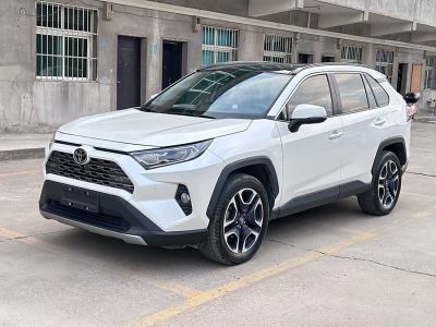 2020年7月 豐田 RAV4榮放 2.0L CVT四驅(qū)尊貴版圖片