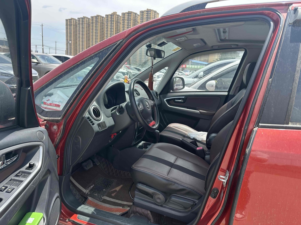 鈴木 天語  2012款 SX4 1.6L 兩廂銳騎型圖片