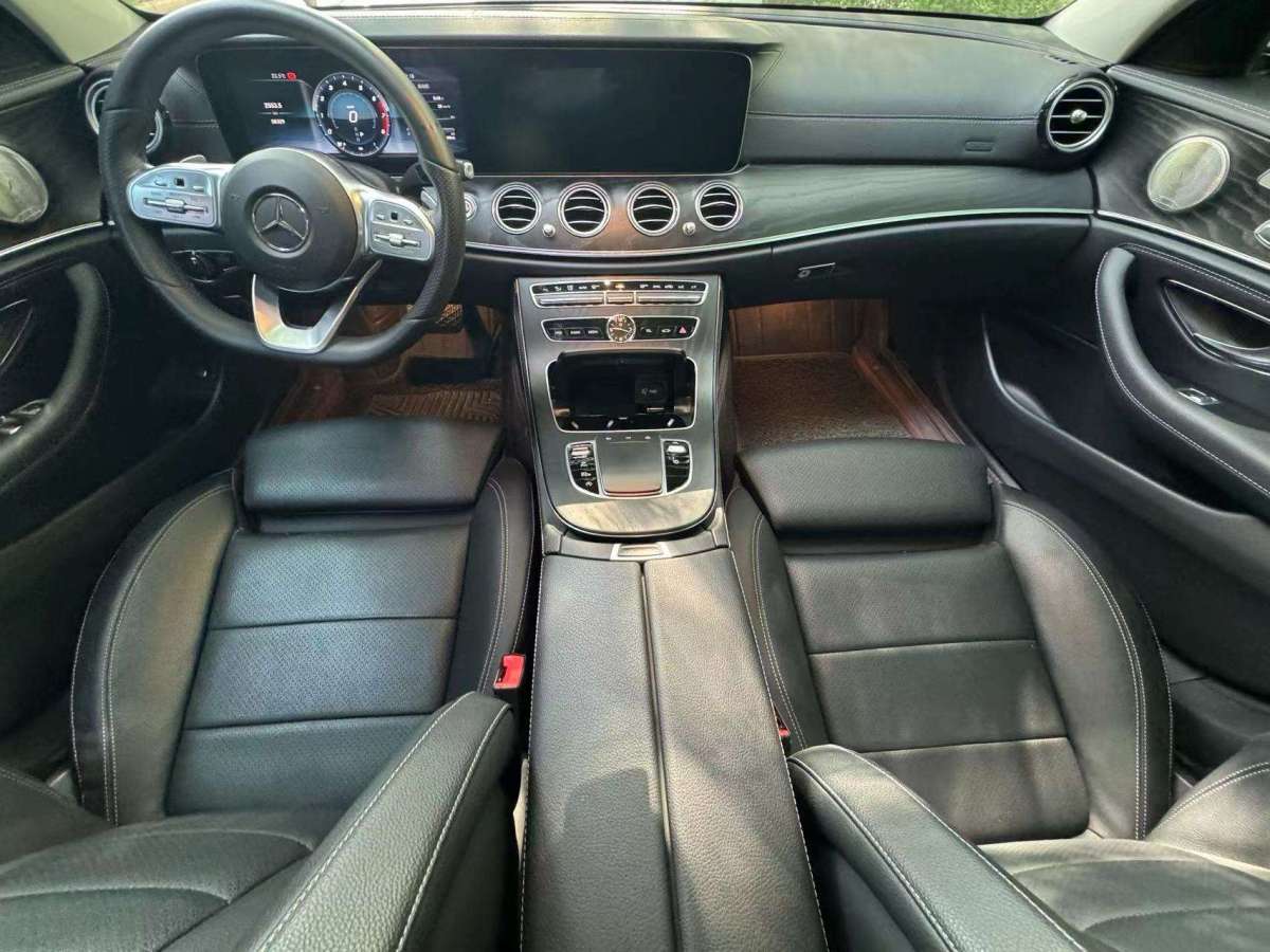 奔驰 奔驰E级  2019款 E 200 L 运动型 4MATIC图片