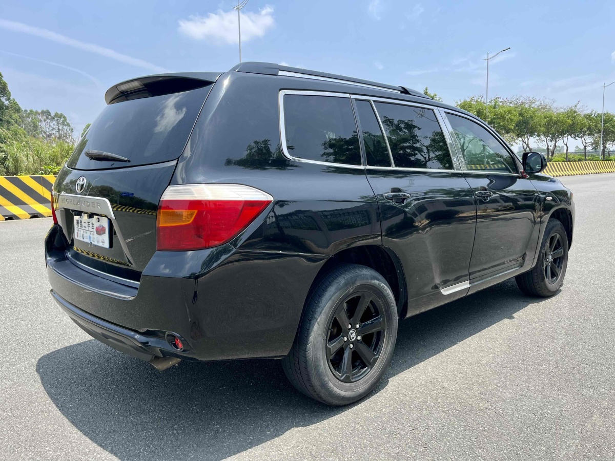 豐田 漢蘭達(dá)  2011款 2.7L 兩驅(qū)5座精英版圖片