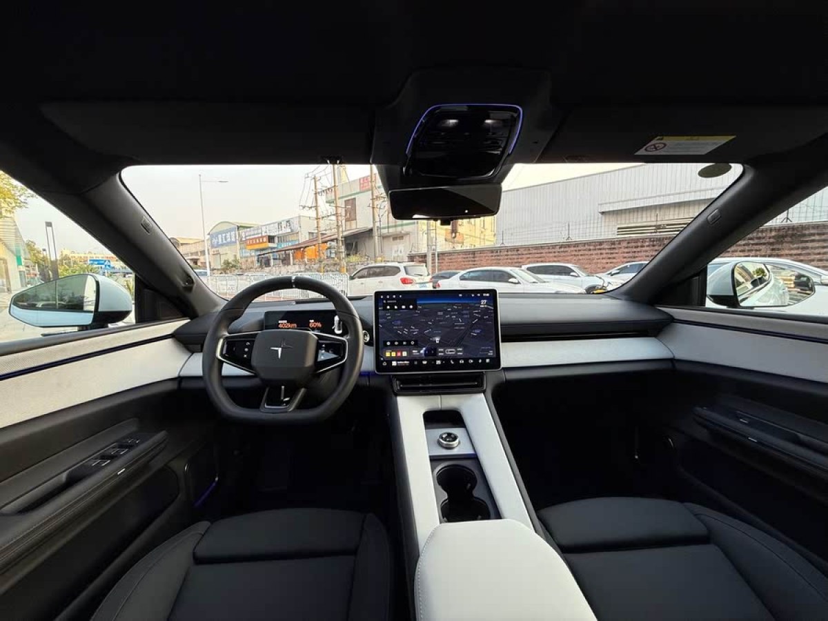 Polestar極星 Polestar 4  2024款 單電機標準續(xù)航PLUS圖片