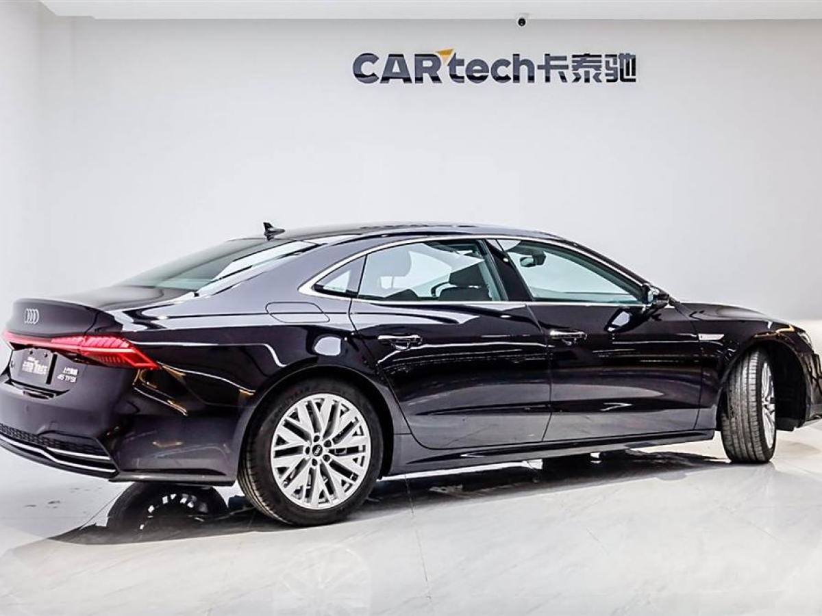 奧迪 奧迪A7L  2024款 45TFSI S-line 筑夢型 流晶套裝圖片