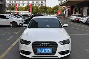 奧迪A4L 奧迪 A4L 30TFSI 手動舒適型