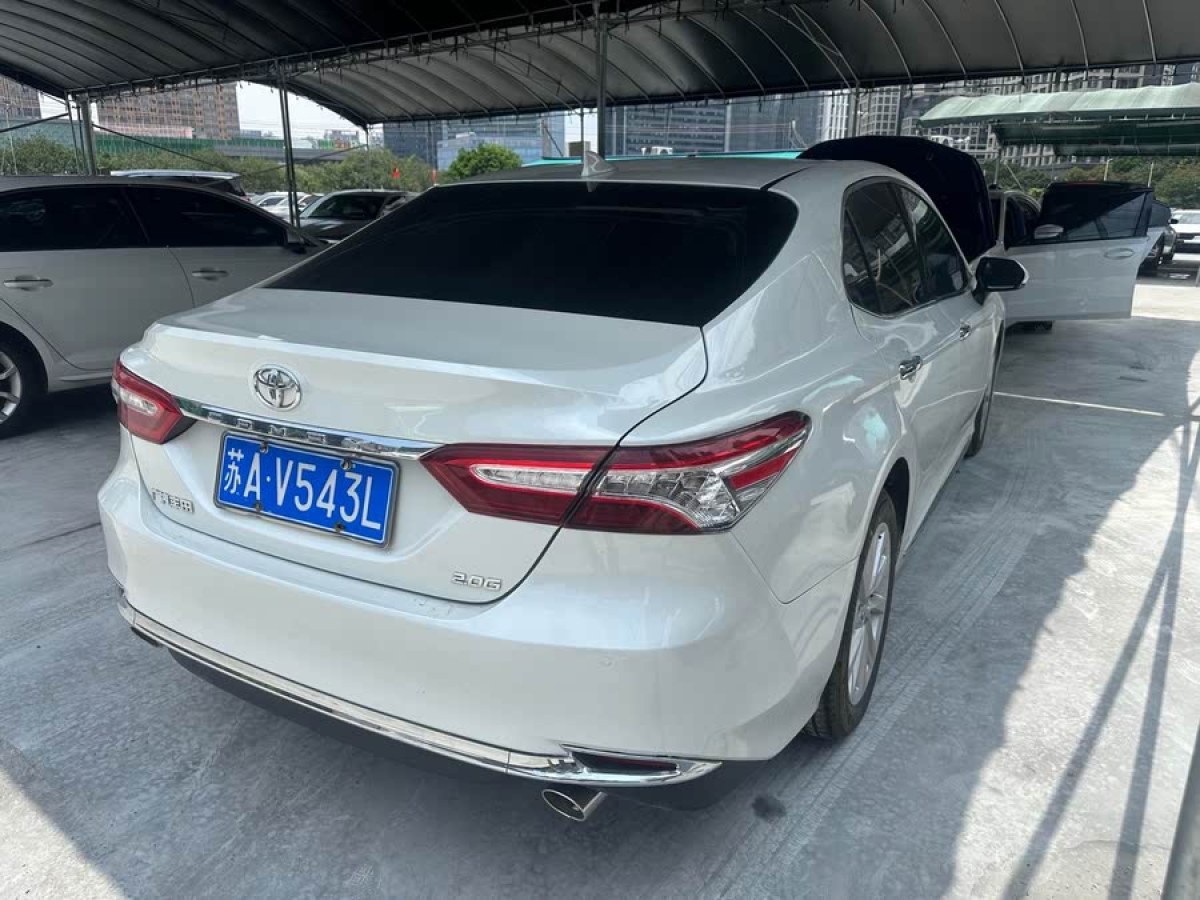 豐田 凱美瑞  2022款 2.0GVP 領(lǐng)先版圖片