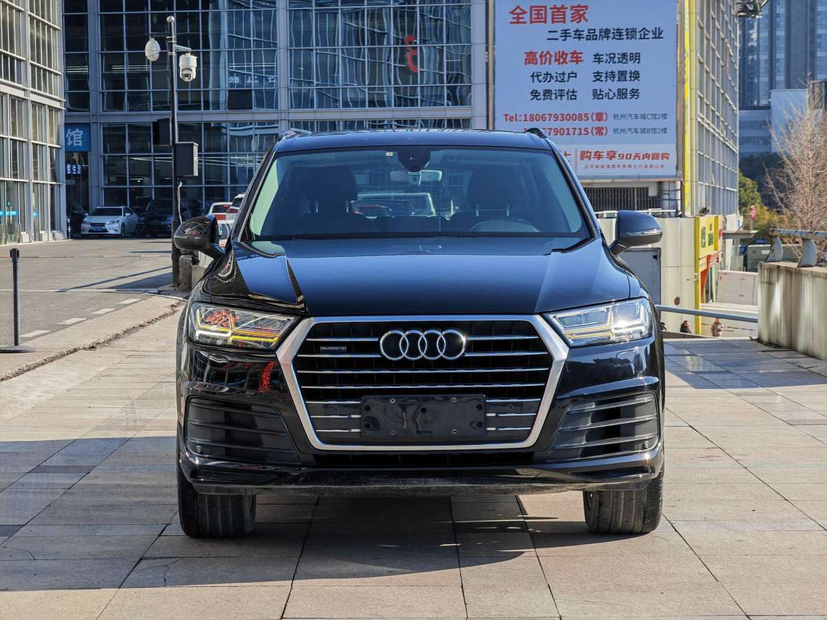 奧迪 奧迪Q7  2016款 45 TFSI S line運(yùn)動(dòng)型圖片