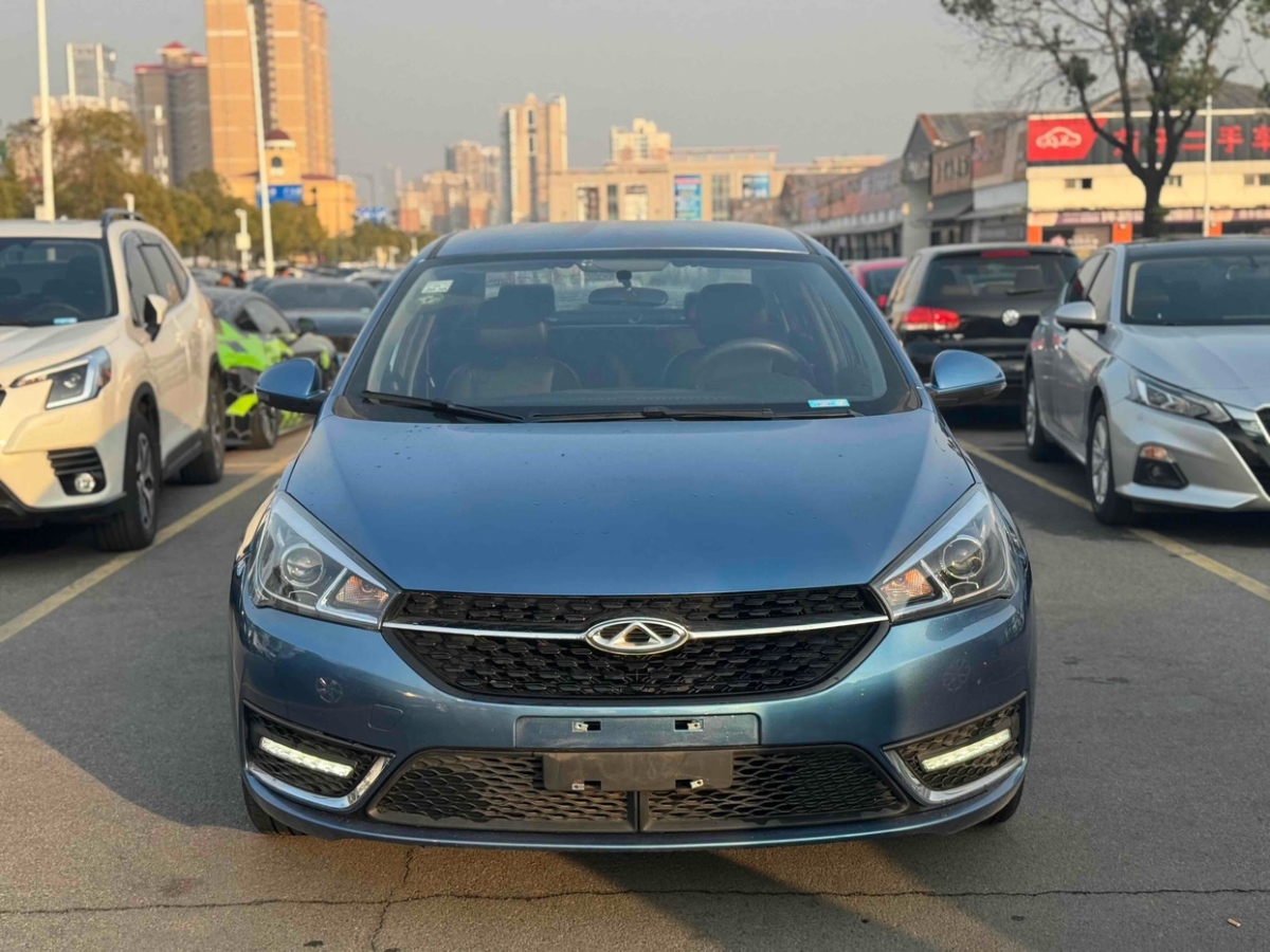 奇瑞 艾瑞澤5  2016款 1.5L CVT領(lǐng)潮版圖片