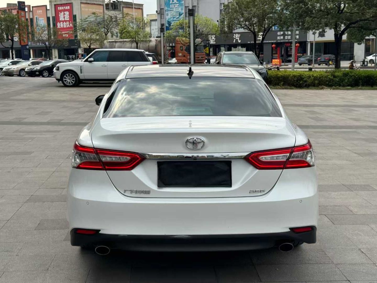 豐田 凱美瑞  2022款 2.0GVP 領(lǐng)先版圖片