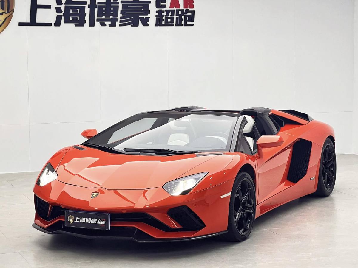 2015年2月蘭博基尼 Aventador  2013款 LP 700-4 Roadster