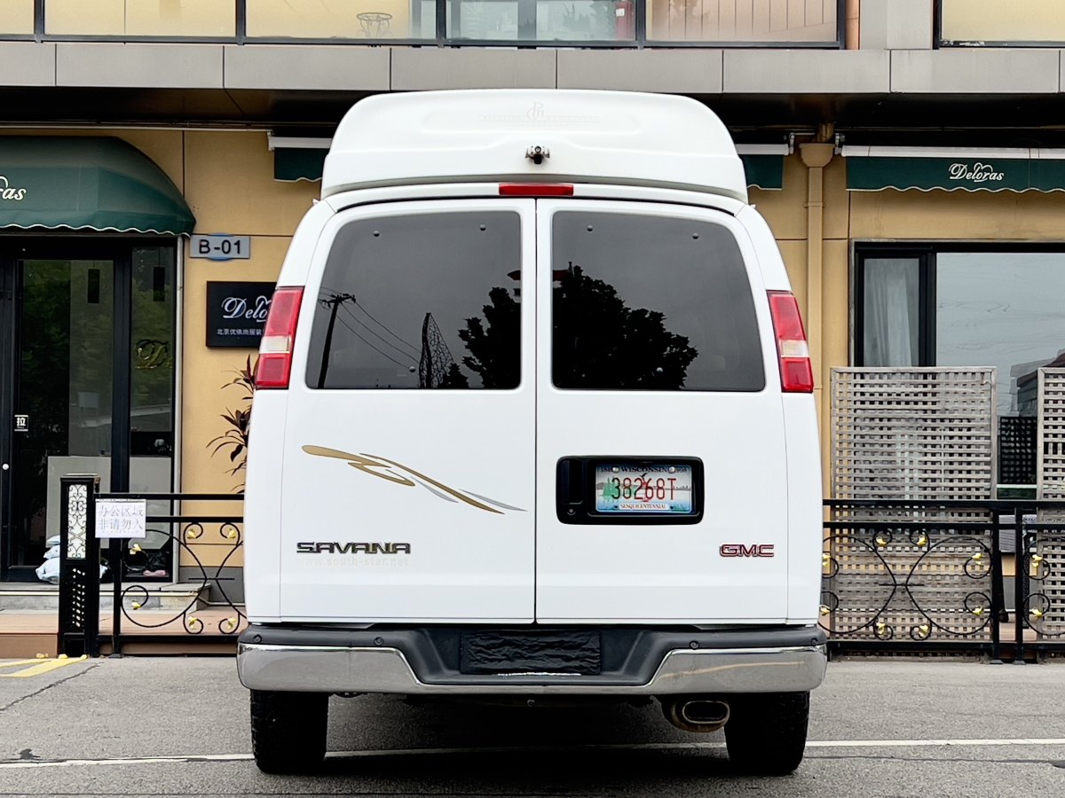 GMC SAVANA  2013款 6.0L 領(lǐng)袖級商務車圖片