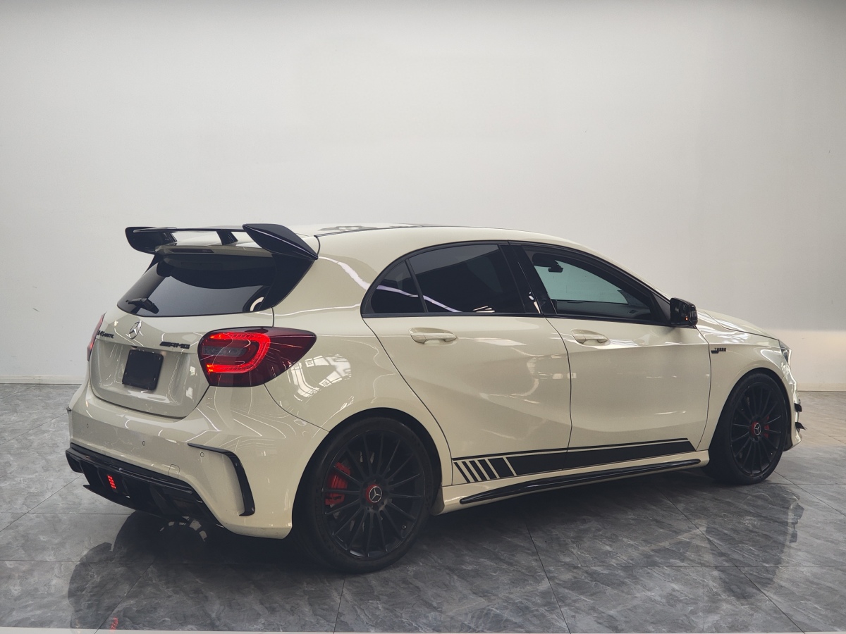 奔馳 奔馳A級AMG  2014款 AMG A 45 4MATIC圖片