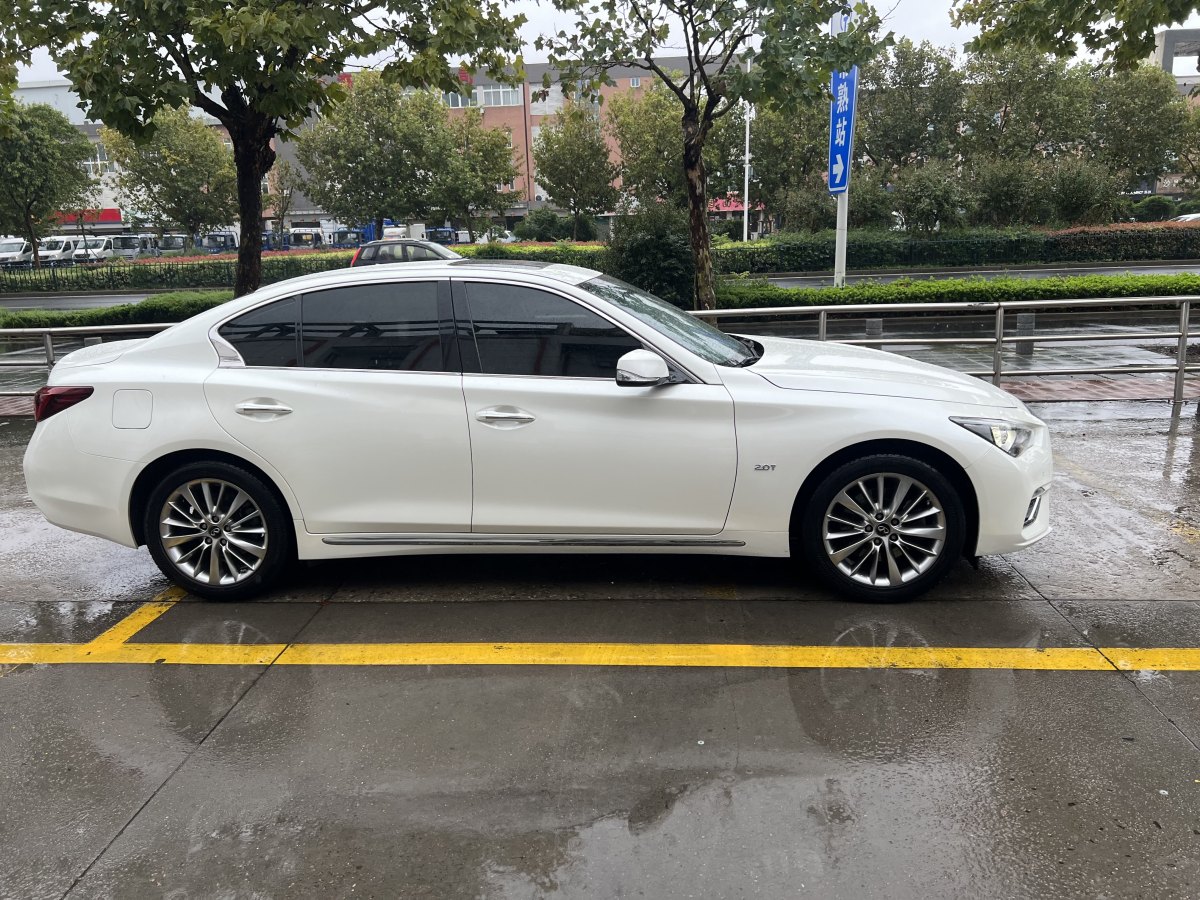 英菲尼迪 Q50L  2018款  2.0T 逸享版 國(guó)VI圖片