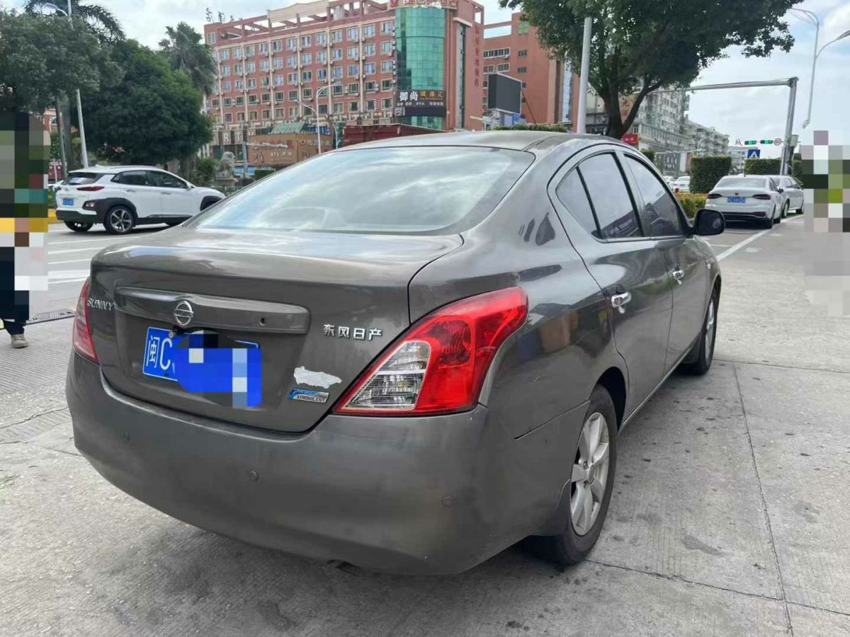 日產(chǎn) 天籟  2012款 XL NAVI 2.5L CVT云安全導(dǎo)航版圖片