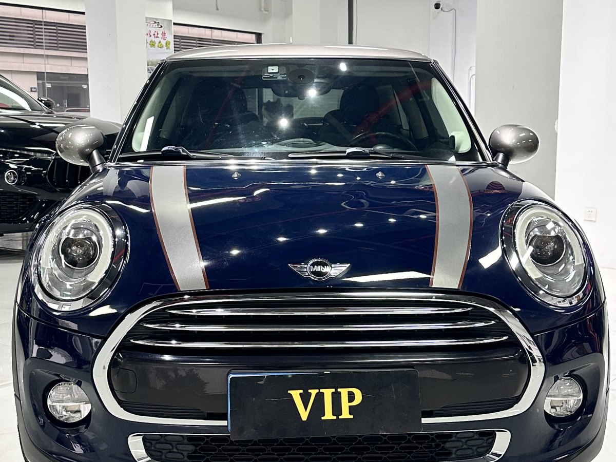 MINI COUNTRYMAN  2018款 1.5T COOPER 經(jīng)典派圖片