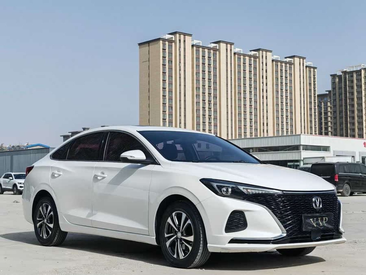長(zhǎng)安 逸動(dòng)  2020款 PLUS 藍(lán)鯨NE 1.4T GDI DCT尊貴型圖片