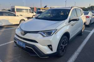 RAV4荣放 丰田 2.0L CVT两驱先锋版 国VI