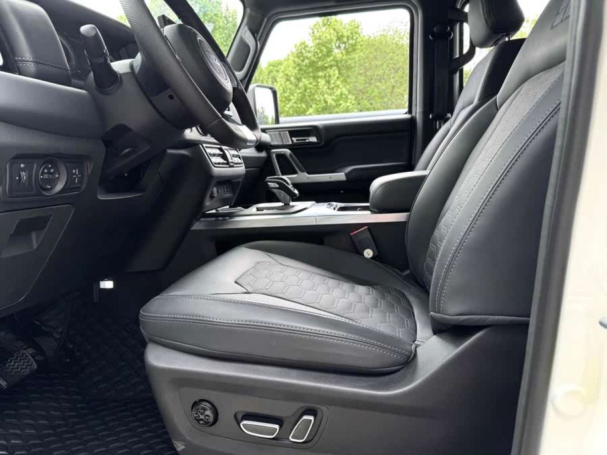 MINI COUNTRYMAN  2017款 1.5T COOPER 探險(xiǎn)家圖片